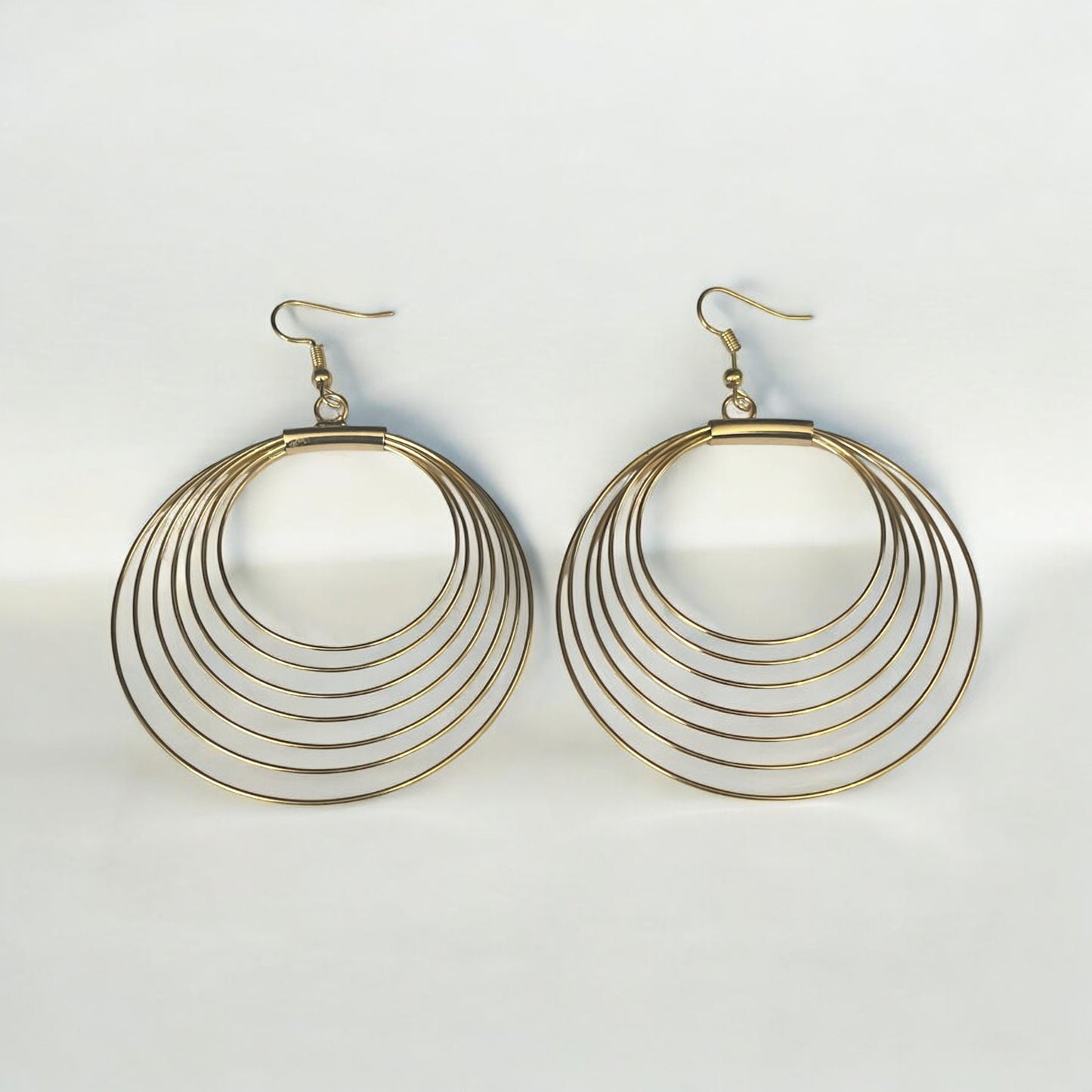 Gold Wire Multi-Circle Earrings – Lightweight Geometric Hoops