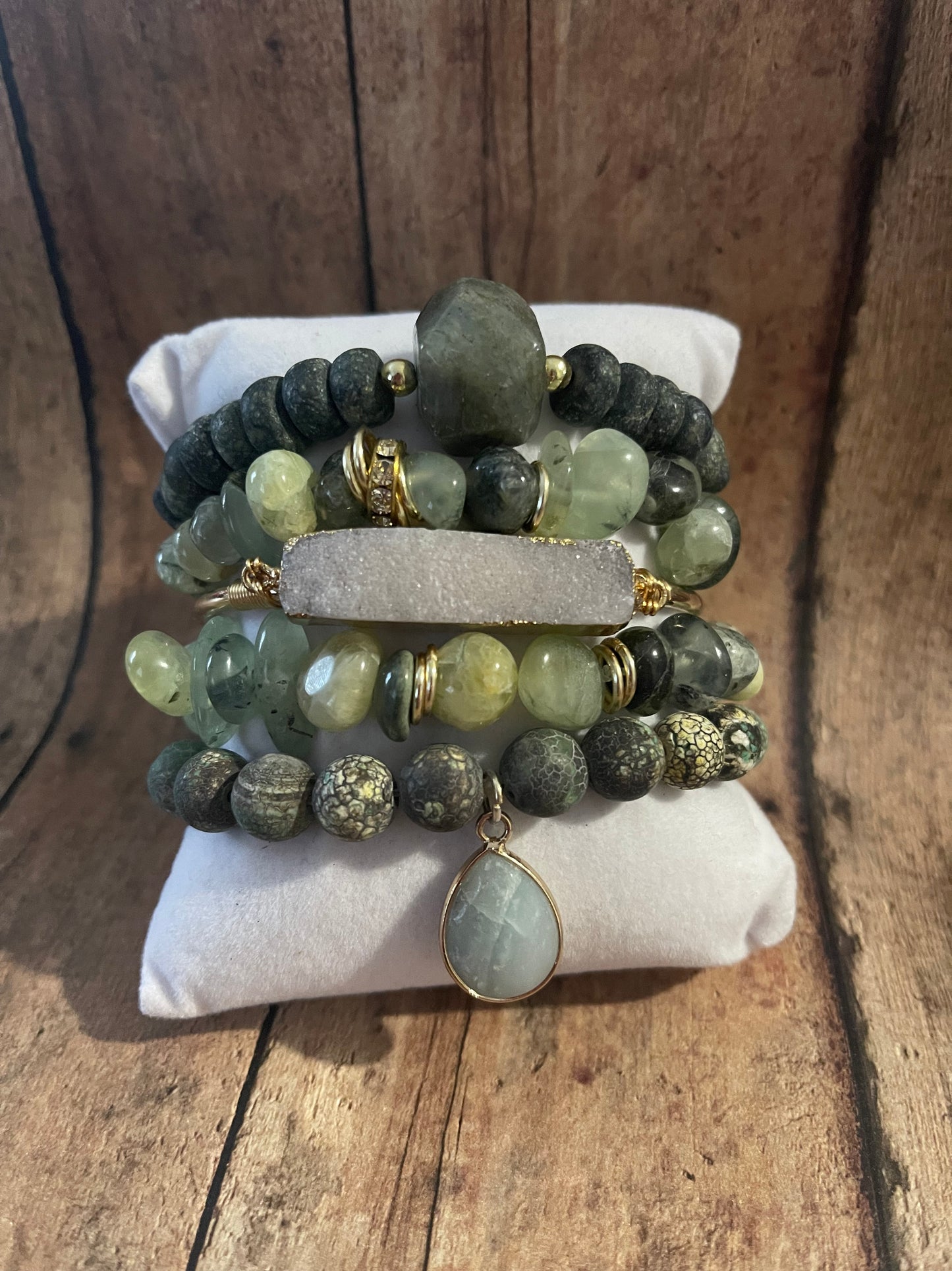 5-piece Green Natural Stone Bracelet Set