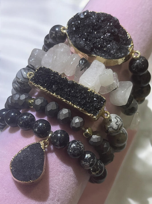 Noir Elegance Bracelet Set
