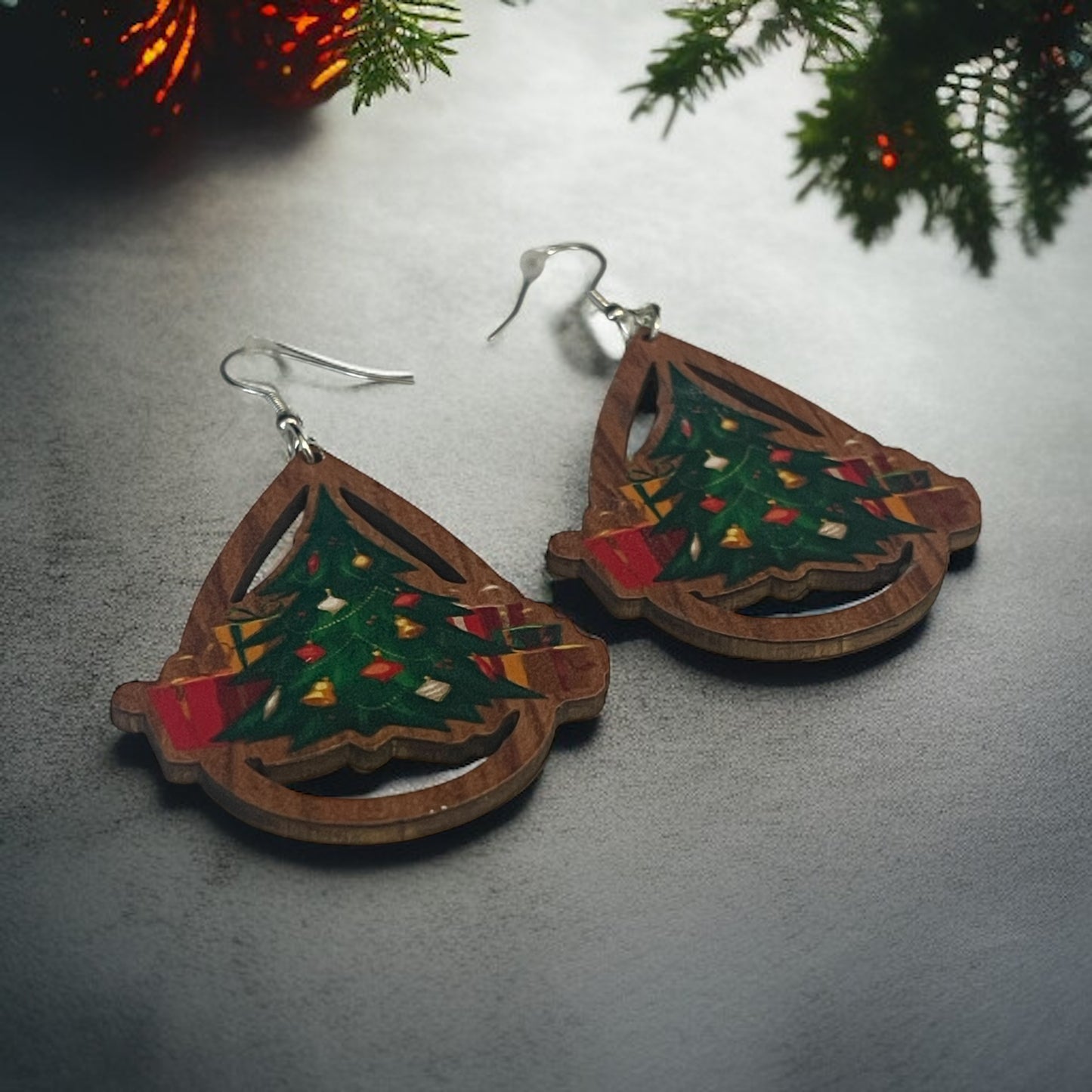Christmas Tree & Presents Teardrop Wooden Earrings – Festive Holiday Style