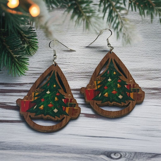 Christmas Tree & Presents Teardrop Wooden Earrings – Festive Holiday Style
