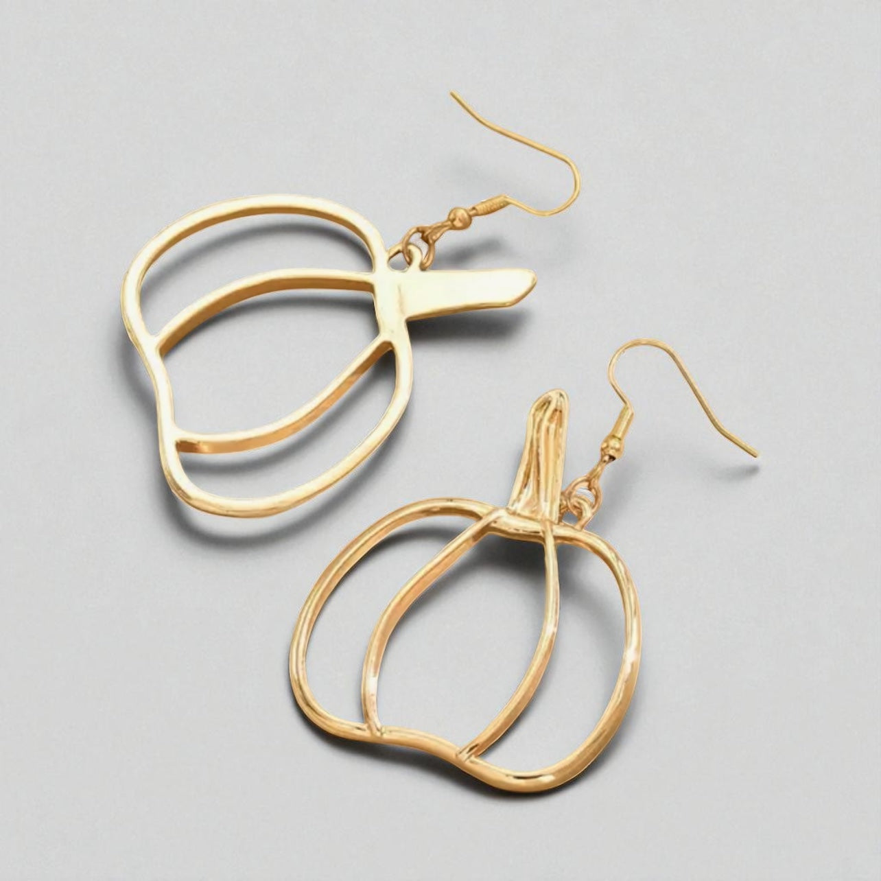 Gold Wire Pumpkin Earrings