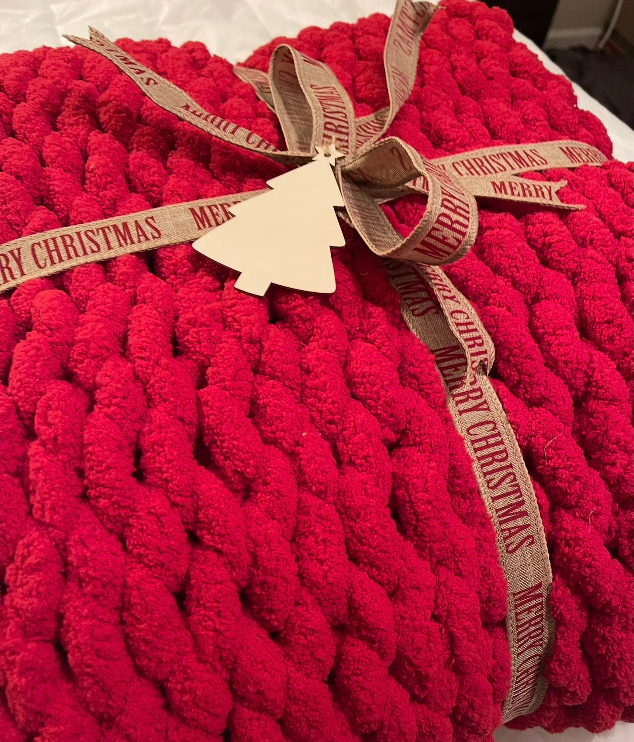 Chunky Hand-Knitted Red Jumbo Yarn Throw – Made to Order